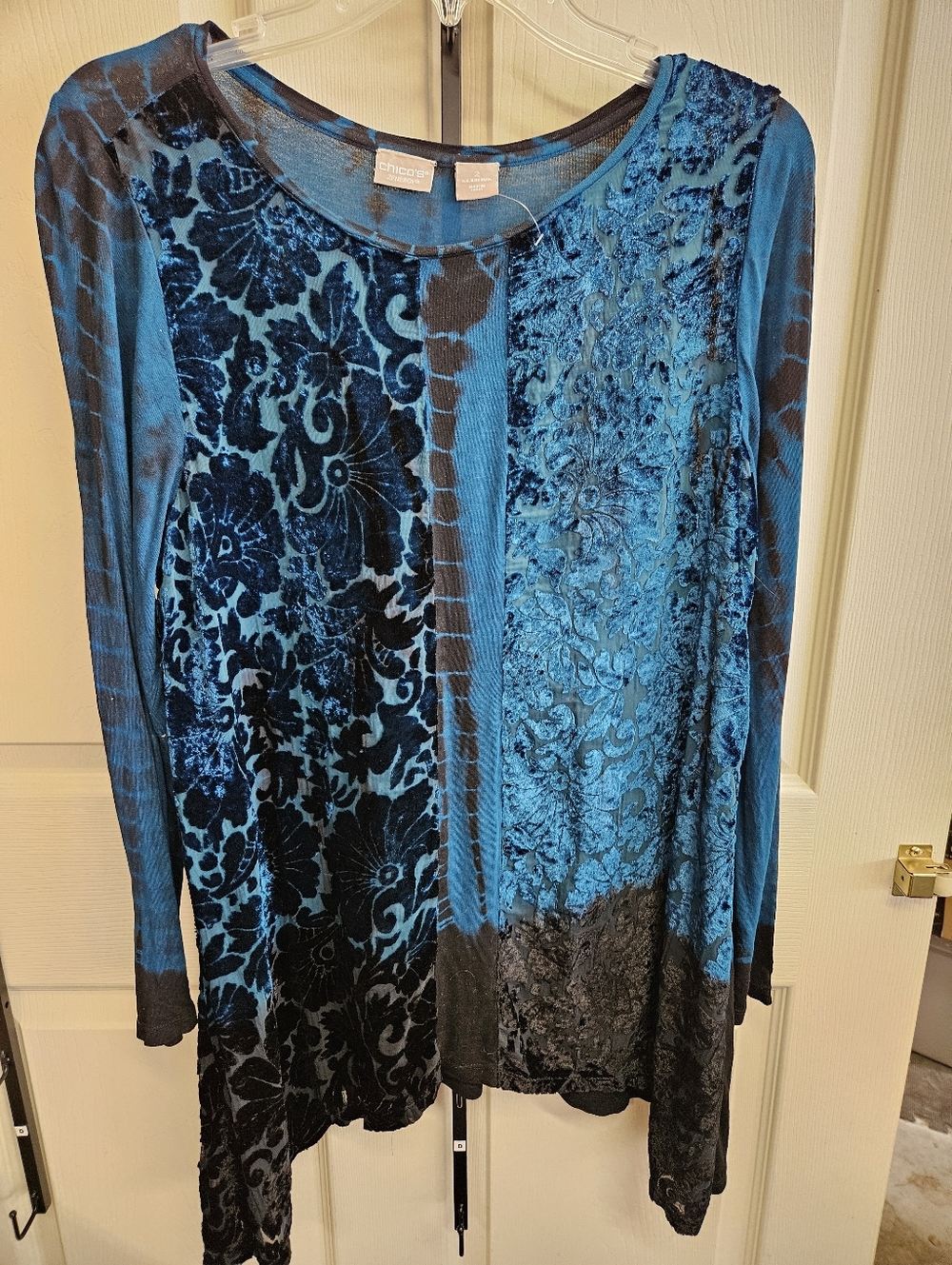 Chico's Blue & Black Velvet Burnout Long Sleeve Tunic